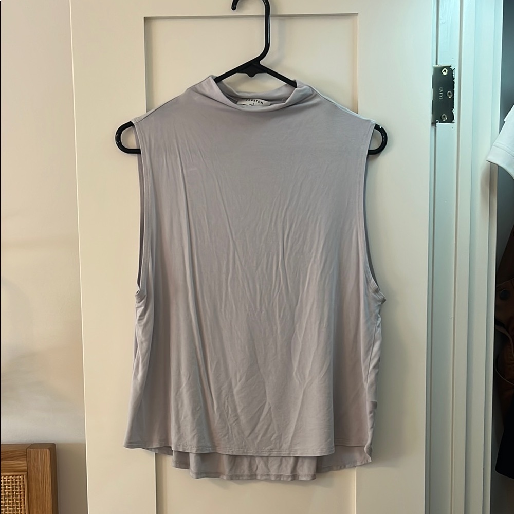 CLEARANCE Babaton L Sleeveless Gray Purple Women's Top